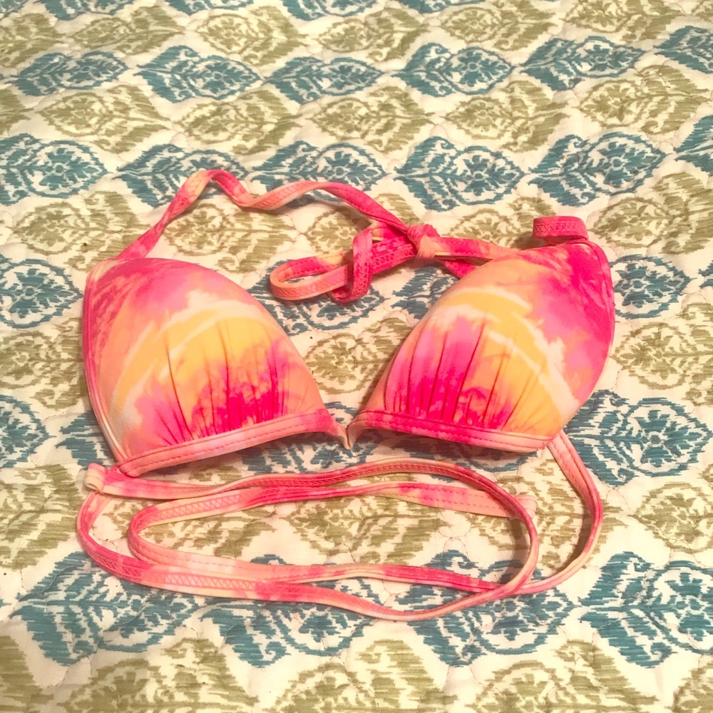 Tropical printed bikini top